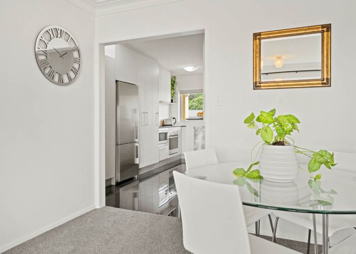  at 4/13 View Road, Mount Eden, Auckland City, Auckland