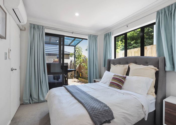  at 9B Kingdale Road, Henderson, Waitakere City, Auckland