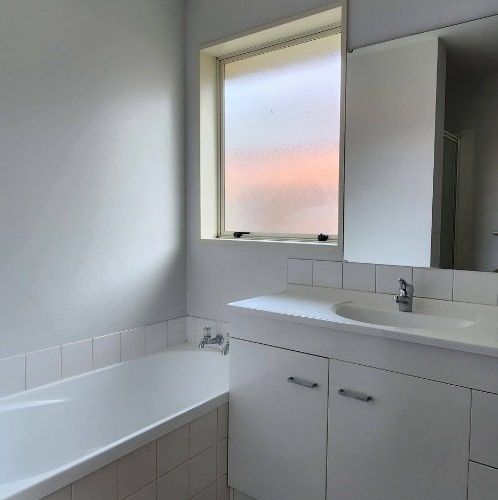  at 8 York Tong Place, Addington, Christchurch City, Canterbury