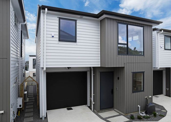  at Lot 1&2/58 Lewisham Street, Highland Park, Manukau City, Auckland