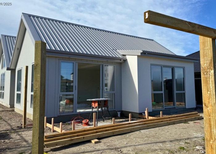  at 2 Elsie Lange Way, Casebrook, Christchurch City, Canterbury