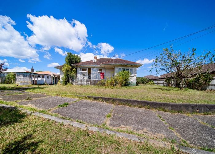  at 51 Luke Street, Otahuhu, Auckland