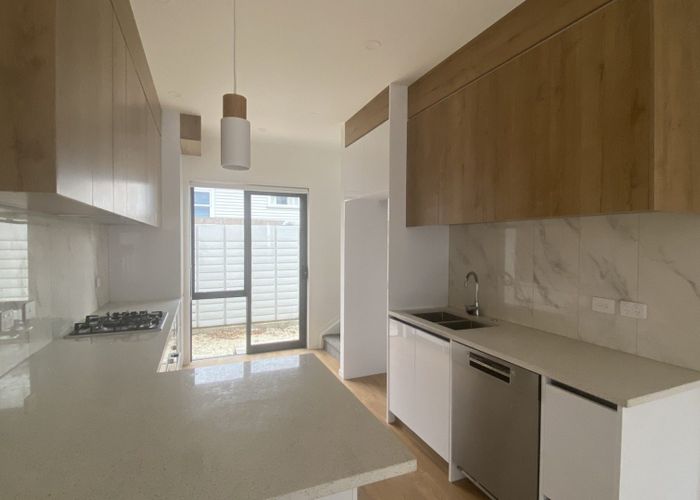  at 64C Landscape Road, Papatoetoe, Manukau City, Auckland