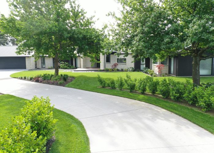  at 300 Pickering Road, Tamahere, Hamilton