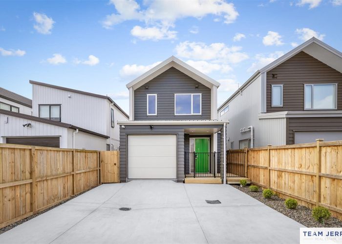  at 14 Hoia Street, Takanini, Papakura, Auckland