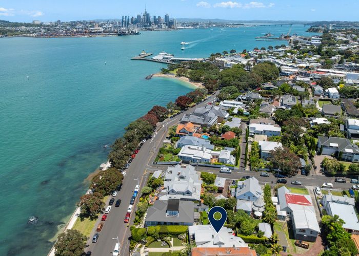  at 11 King Edward Parade, Devonport, North Shore City, Auckland