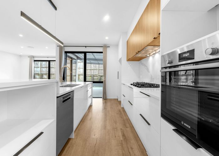  at 3 Cyperus Street, Flat Bush, Manukau City, Auckland