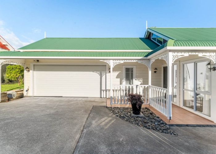  at 33B View Road, Henderson, Auckland