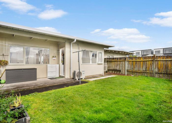  at 5/5 Keeling Road, Henderson, Waitakere City, Auckland