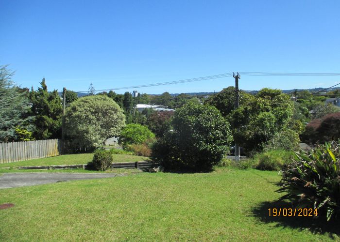  at 77 McLeod road, Te Atatu South, Waitakere City, Auckland