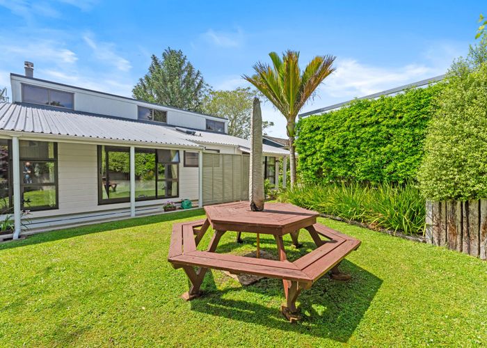  at 10 Alderton Place, Opaheke, Papakura