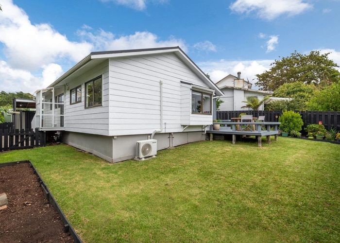  at 9A Teal Crescent, Beach Haven, North Shore City, Auckland