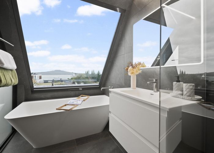  at 48C Merani Street, Belmont, North Shore City, Auckland