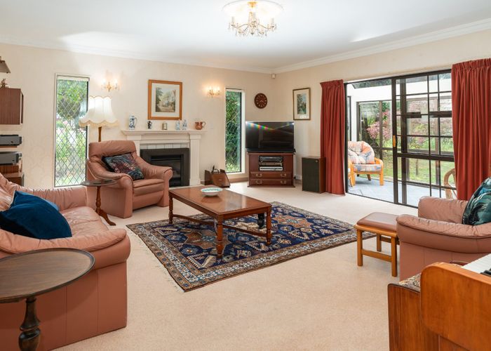  at 2 Lavinia Grove, Waikanae Beach, Kapiti Coast, Wellington