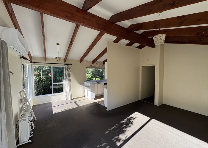  at 1/43 Roberts Road, Glenfield, Auckland