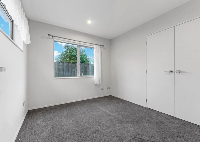  at 35 Franklyne Road, Otara, Auckland