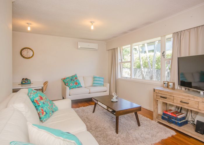  at 2/4 Shackleton Road, Mount Eden, Auckland