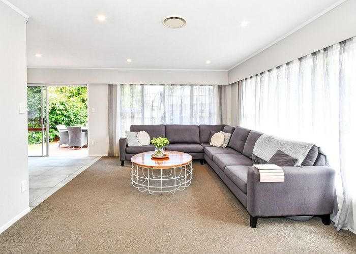  at 11 Alf Walker Place, Papakura, Papakura, Auckland