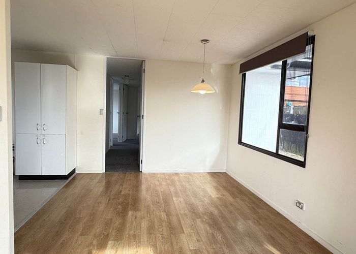  at 39A Caribbean Drive, Unsworth Heights, North Shore City, Auckland