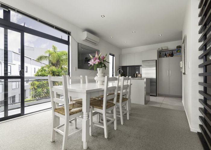  at 8/39 Pitt Street, City Centre, Auckland City, Auckland