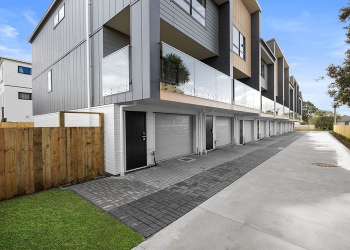  at Lot 4/6 Robertson Road, Ranui, Waitakere City, Auckland