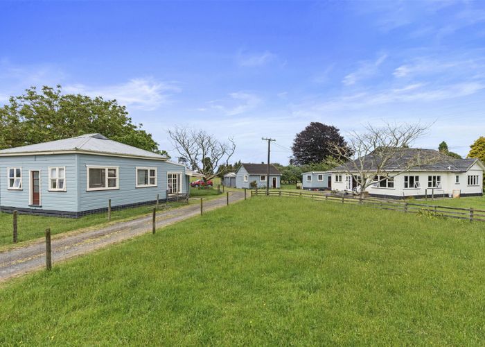  at 238A No 9 Road East, Springdale