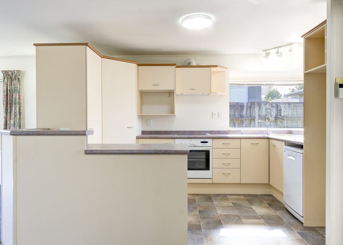  at 111C Albert Street, Hamilton East, Hamilton