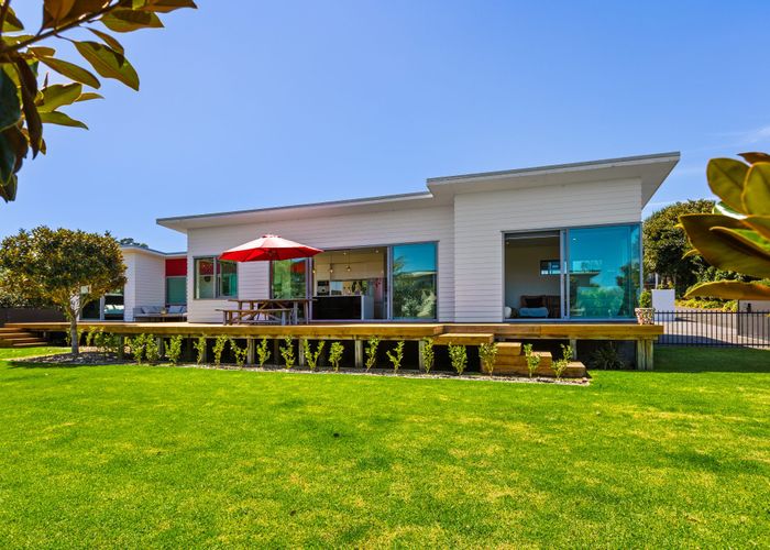  at 1154 South Road, Oakura