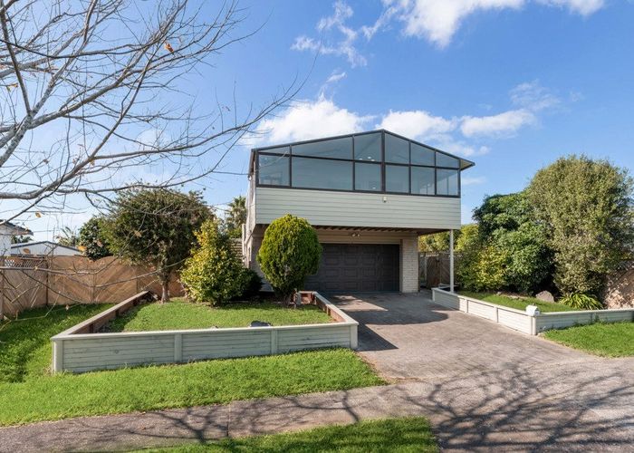  at 209 Carnoustie Drive, Wattle Downs, Manukau City, Auckland