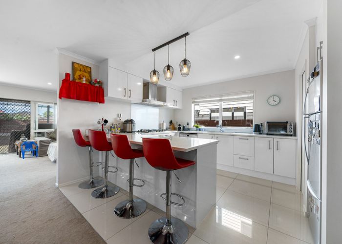  at 10 Papahou Lane, Papatoetoe, Manukau City, Auckland