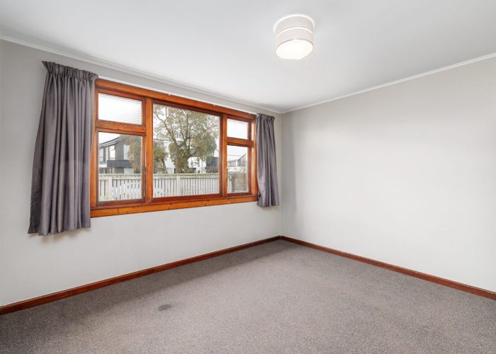  at 1/27 Devonport Lane, Merivale, Christchurch City, Canterbury