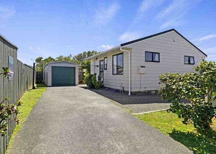  at 3 Owaka Close, Kelson, Lower Hutt