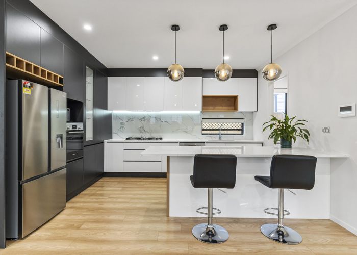  at 16 Puruatanga Drive, Flat Bush, Auckland