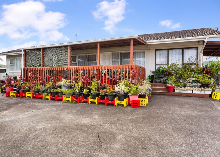  at 20 & 22 Ben Lora Place, Mangere East, Manukau City, Auckland