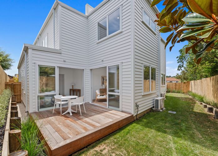  at 3/4 Towra Place, Botany Downs, Manukau City, Auckland