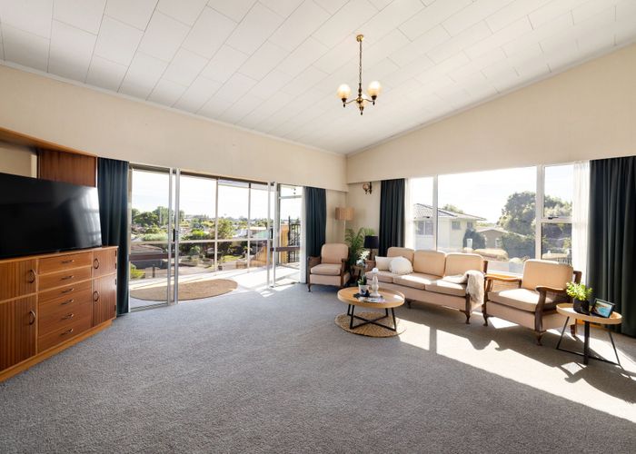  at 13 Russleigh Drive, Dinsdale, Hamilton, Waikato