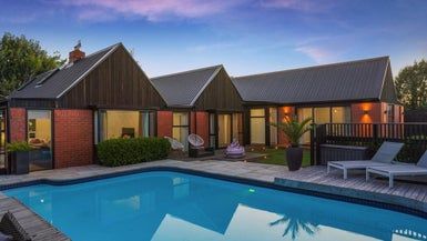  at 9 Chevron Place, Ilam, Christchurch