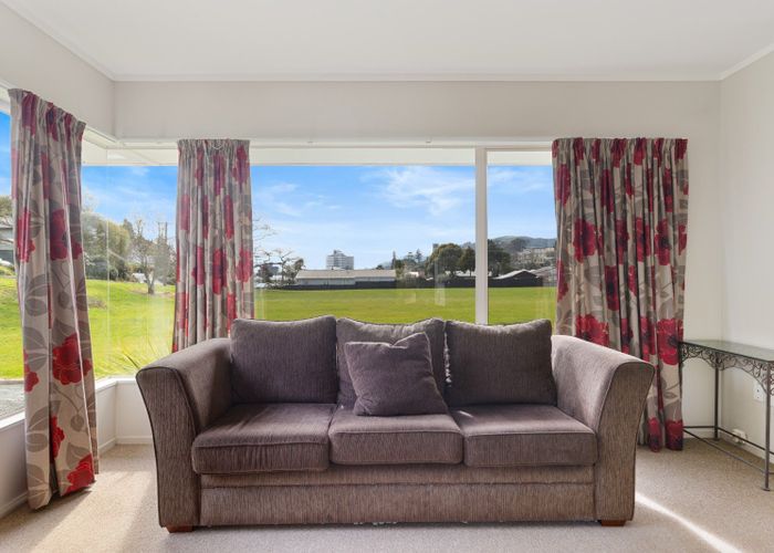  at 2/27 Renwick Place, Nelson South, Nelson, Nelson / Tasman