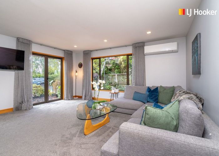  at 5 Garden Place, Glenleith, Dunedin