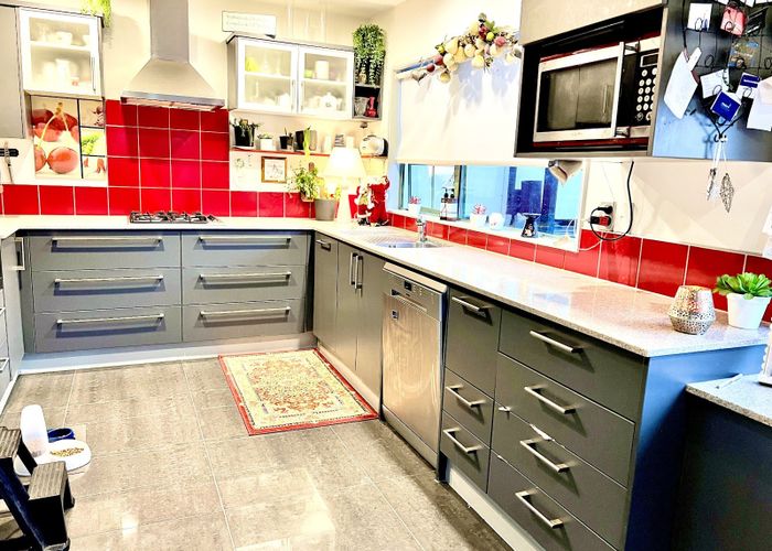  at 1/3 Pelican Lane, Unsworth Heights, Auckland