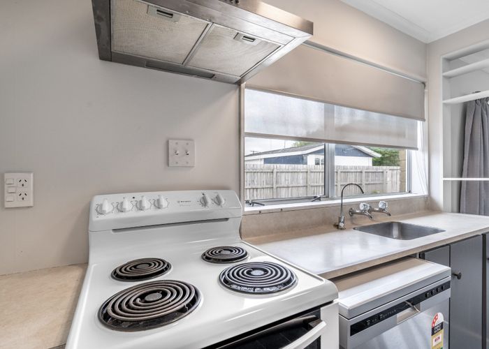  at 2/51 Douglas Street, Grasmere, Invercargill
