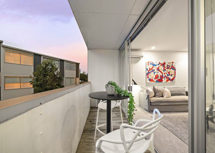  at 2A/8 Fisher-Point Drive, Freemans Bay, Auckland City, Auckland
