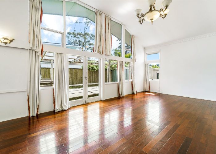  at 2-Jan/32 Rowan Road, Royal Oak, Auckland