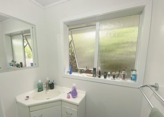  at 32 Arthur Street, Upper Riccarton, Christchurch