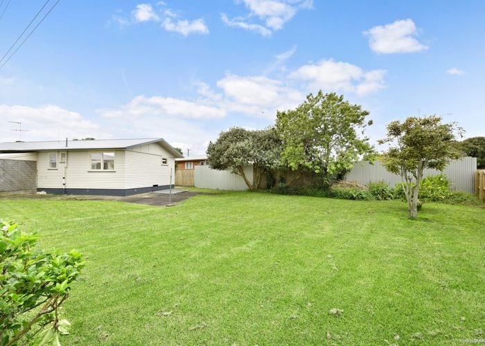  at 7 Edward Avenue, Otara, Auckland