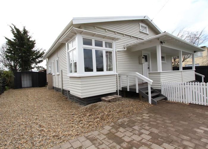  at 15 Stanley Street, Claudelands, Hamilton, Waikato