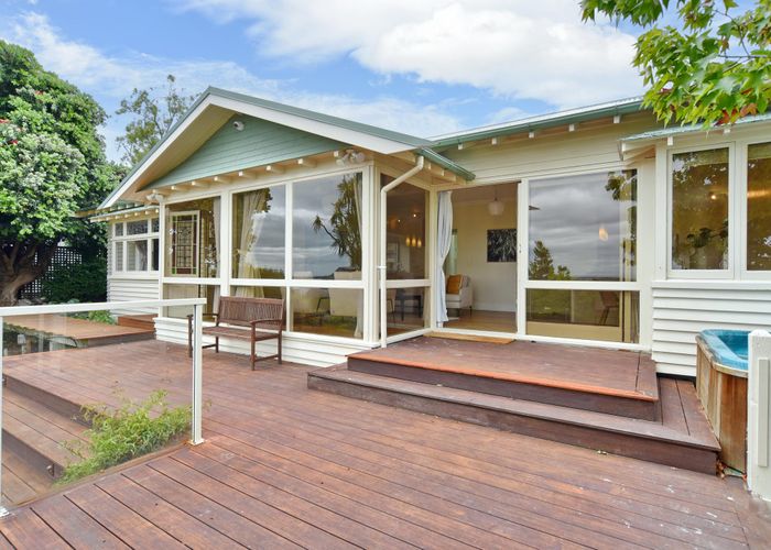 at 21 St Andrews Hill Road, Mount Pleasant, Christchurch