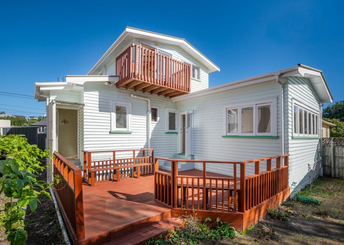  at 30 Cambourne Road, Sandringham, Auckland City, Auckland