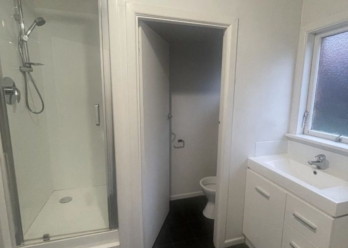  at 3/32 Simkin Ave, Saint Johns, Auckland City, Auckland