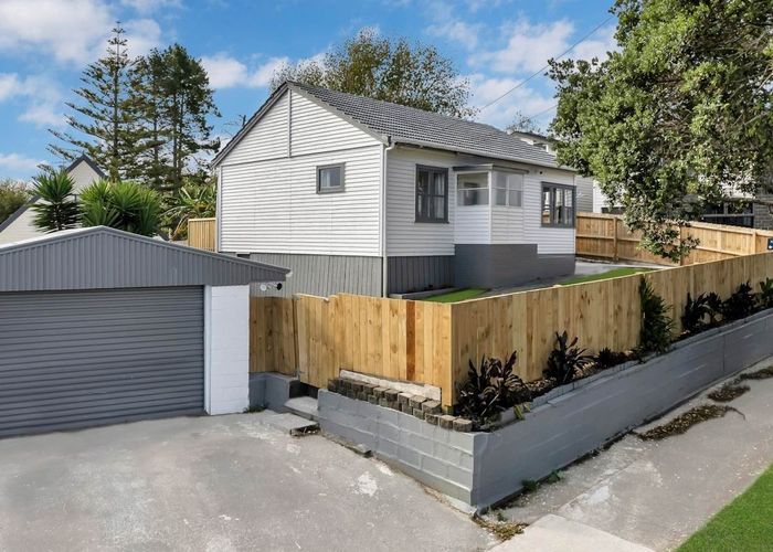  at 83 Hillcrest Road, Papatoetoe, Auckland